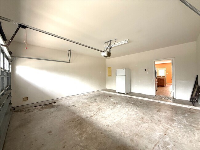 Building Photo - 12414 Jasmine Brook Ln