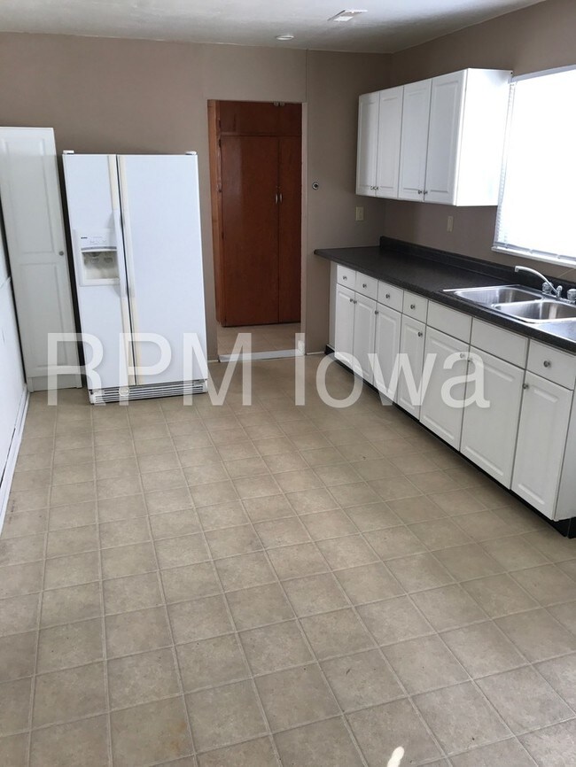 Primary Photo - 4920 NW 51st St