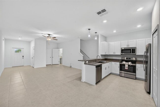 Building Photo - 10349 Trumpet Honeysuckle Wy