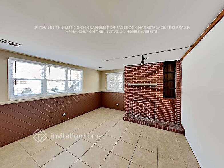 Building Photo - 640 N Ashbury Ave