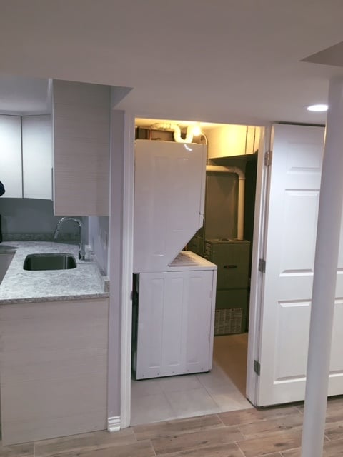 Building Photo - 2237 W Fullerton Ave