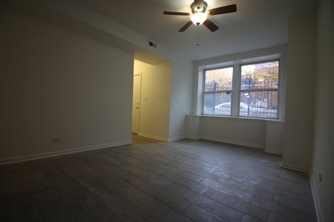 Building Photo - 1408 N Maplewood Ave