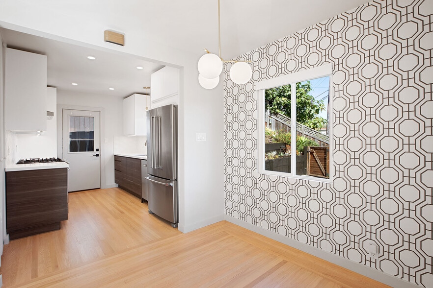 Building Photo - 609 Valle Vista Ave