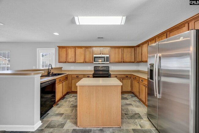 Building Photo - 153 Pennsylvania Ct