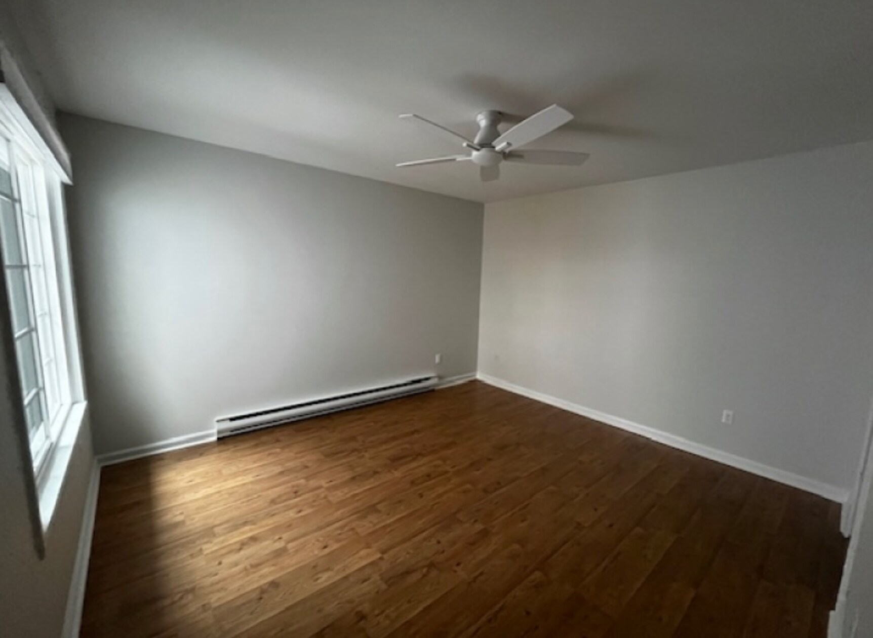Building Photo - 8 Larkspur Ct