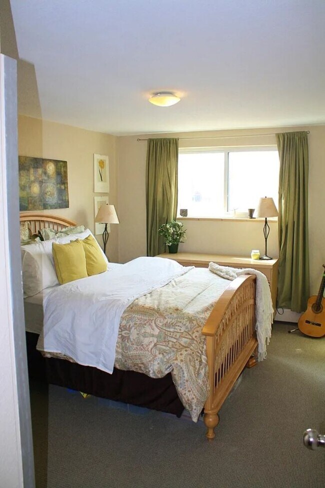 Building Photo - 2Bed/2Bath Condo in Cherry Creek Area!!