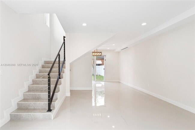 Building Photo - 1252 NW 39th St