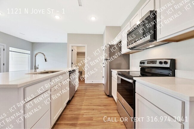 Building Photo - 1121 N Joye St