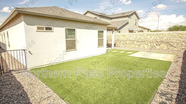 Building Photo - 12264 Desert Sea Ct