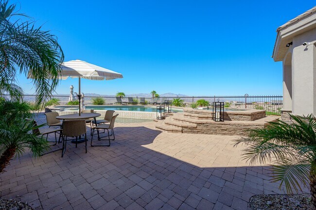 Building Photo - 1362 Pioneer Trail