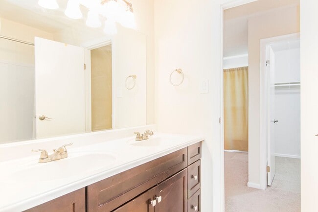 Building Photo - Your Dream Home in Virginia Beach Awaits!