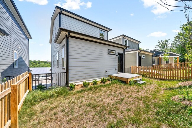 Building Photo - Brand New 3 Bedroom 3 Bath Home with In-La...