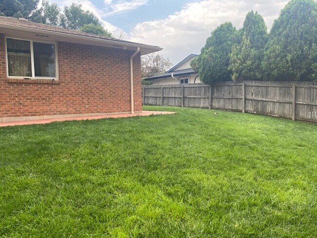 Building Photo - 4 Bedroom &  3 Bath Brick Ranch - $300 off first month's rent if Lease signed by 9/1