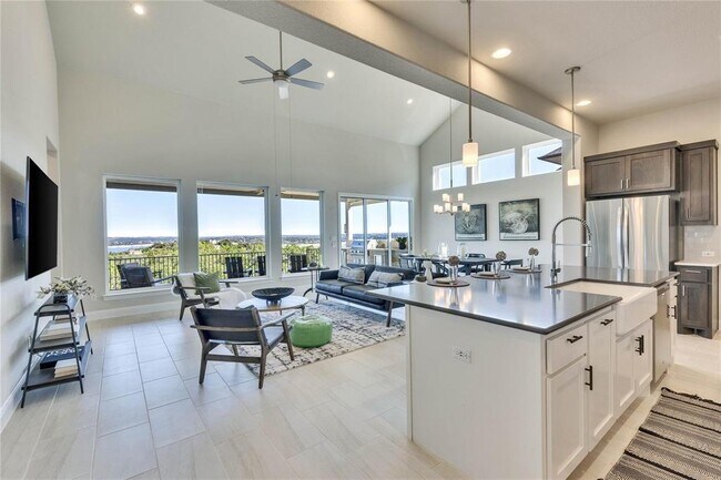 Building Photo - 2406 Sunset Vista Cir