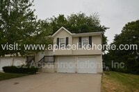 Building Photo - 5200 Hardy Ct