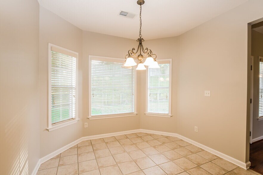 Building Photo - 9555 Morning Shadow Dr