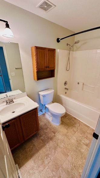 Building Photo - 19404 X St