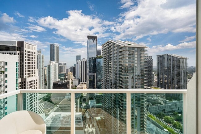 Building Photo - 41 SE 5th St