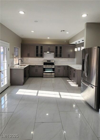 Building Photo - 3335 Commendation Dr