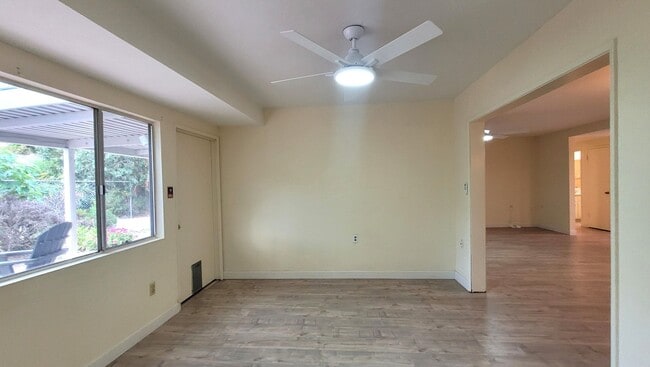 Building Photo - Seven Oaks Active Adult Living