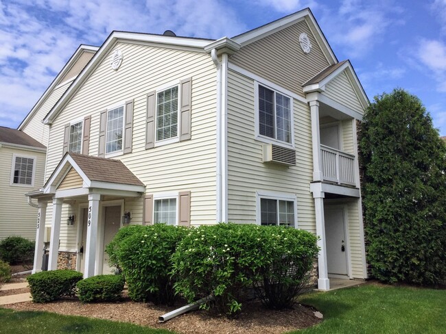 Primary Photo - 525 Silverstone Dr