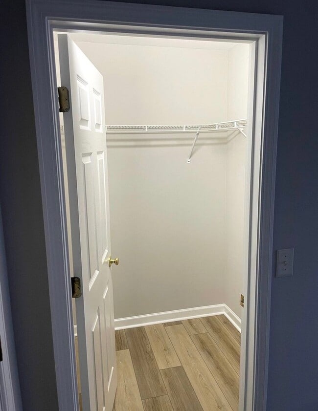 Building Photo - 227 Stephens Rd