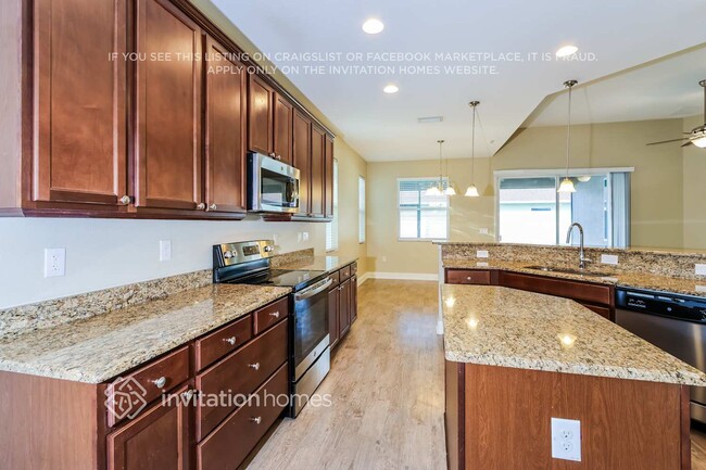 Building Photo - 2141 Bridgeport Cir