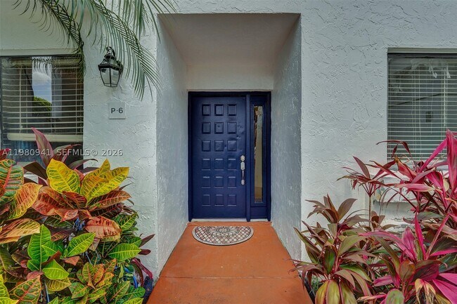 Building Photo - 21300 San Simeon Way