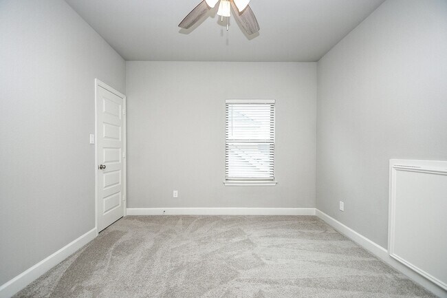 Building Photo - 4207 Ana Ridge Ln