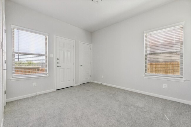 Building Photo - 7126 Magnolia Pass