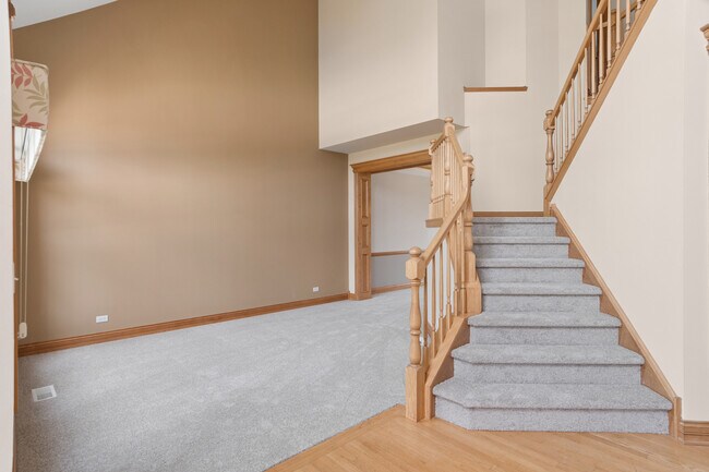 Building Photo - 2680 Ginger Woods Dr