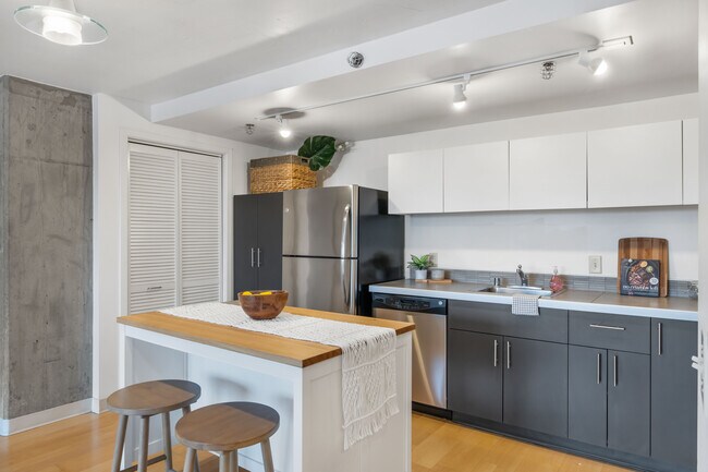 Building Photo - z-051425-Russell Hall