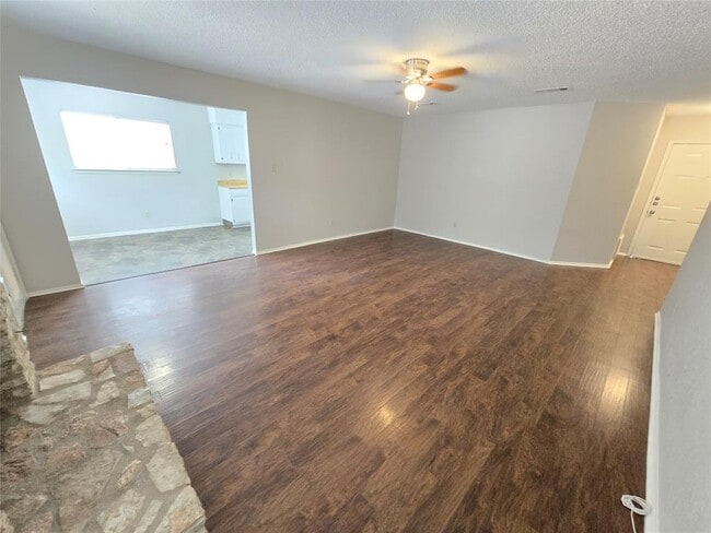 Building Photo - 11302 Bristle Oak Trail