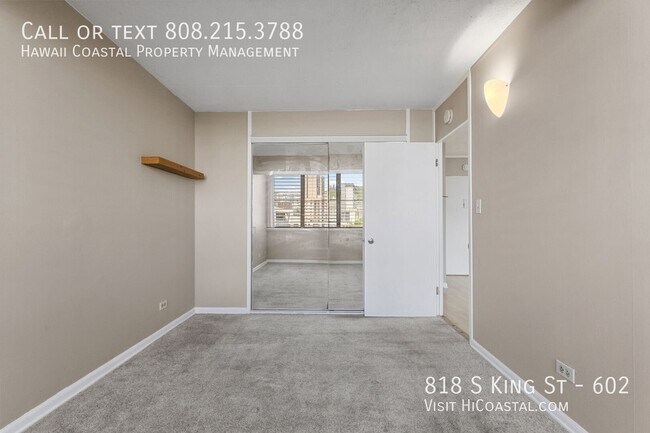 Building Photo - 818 S King St