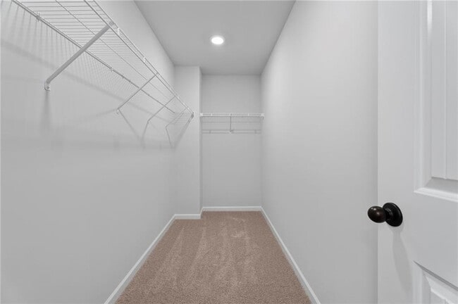 Building Photo - 156 Flier Dr