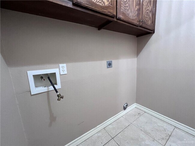 Building Photo - 2309 N 46th St