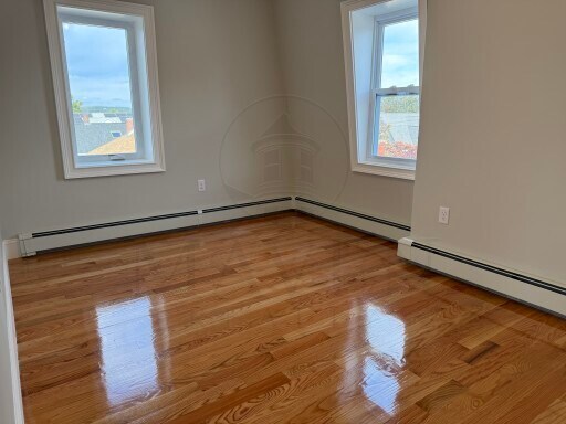 Building Photo - 196 North St