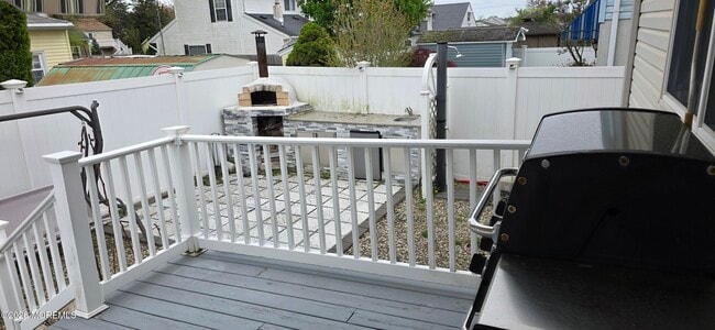 Building Photo - 30 Gladney Ave