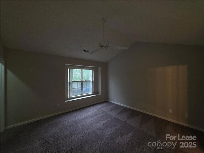 Building Photo - 9933 Birch Knoll Ct