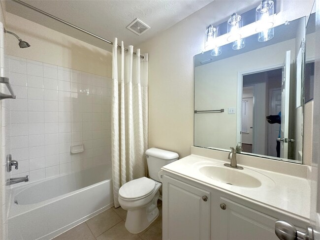 Building Photo - 254 Liriope Ct