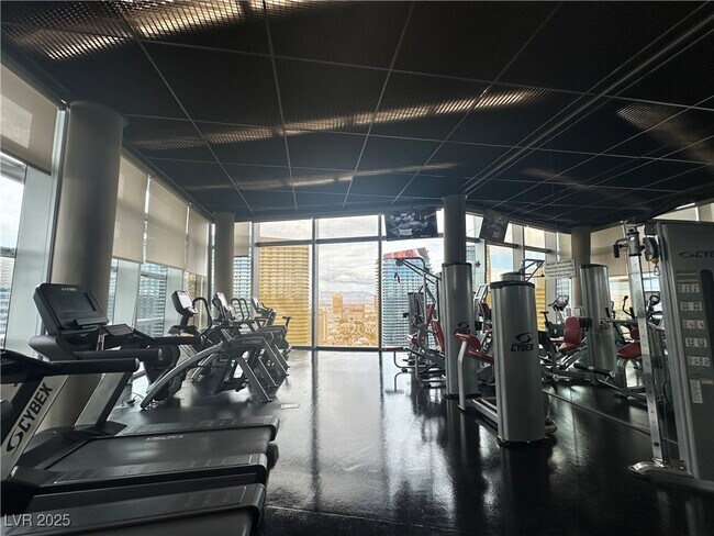 Building Photo - 3722 S Las Vegas Blvd