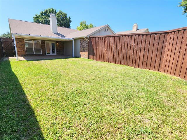 Building Photo - 4144 Driscoll Dr