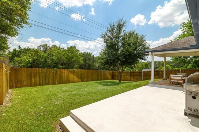 Building Photo - 1819 Melissa Oaks Ln