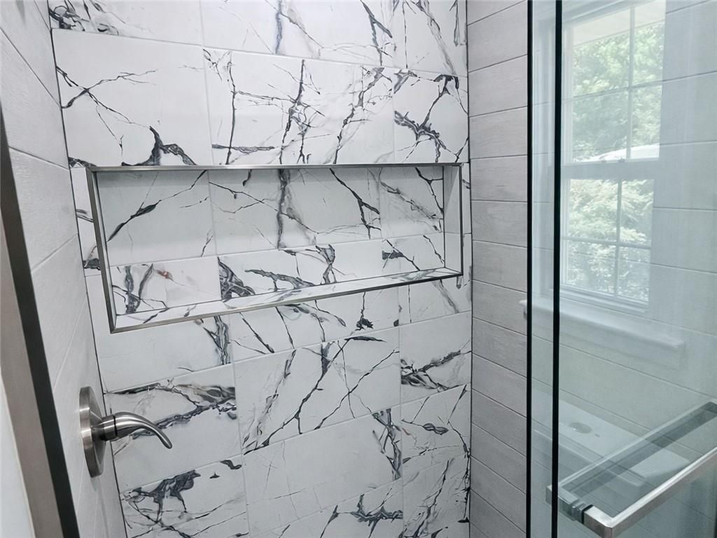 Building Photo - 2124 Zelda Dr NE