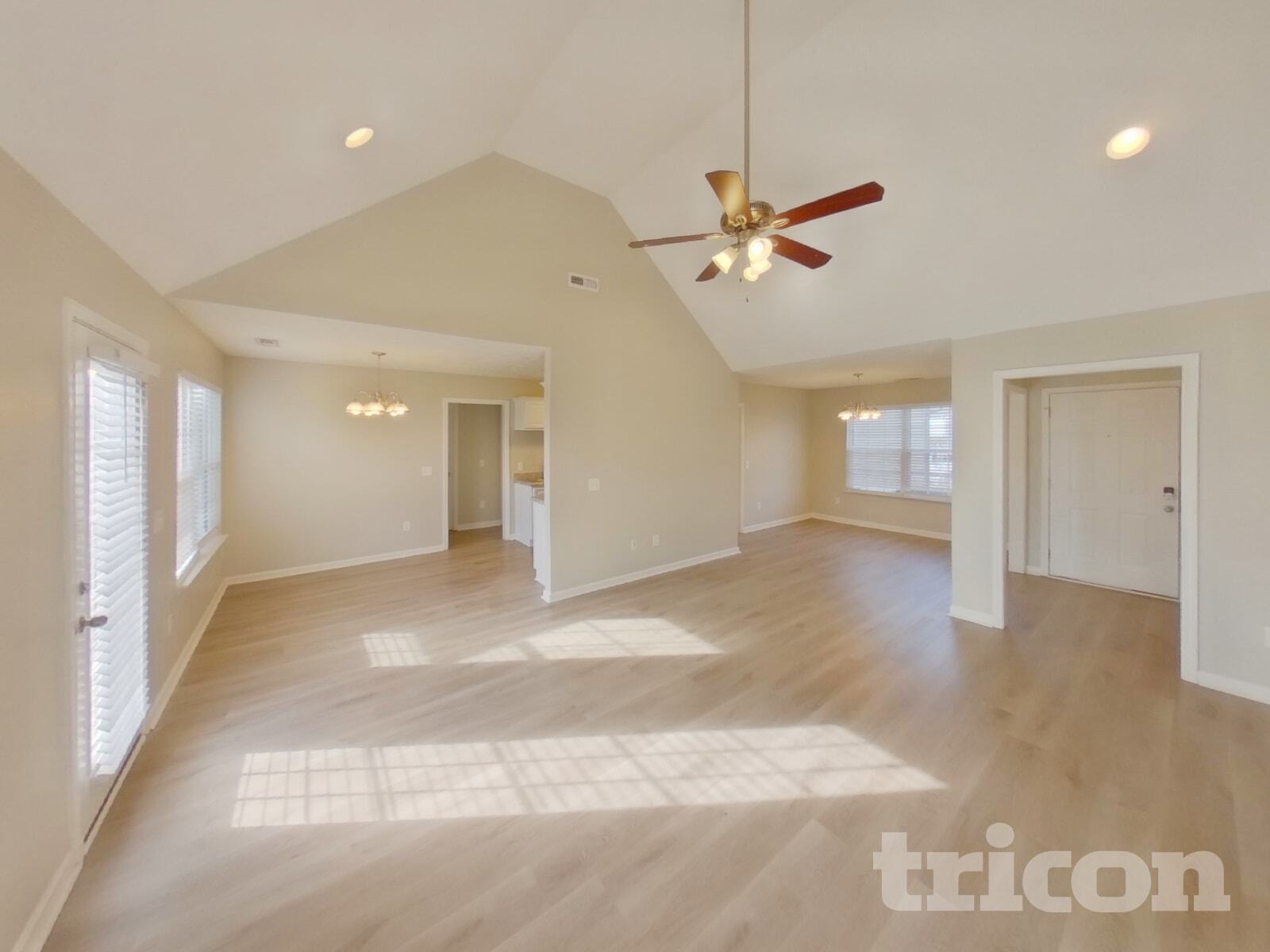 Building Photo - 1020 Niagra Way