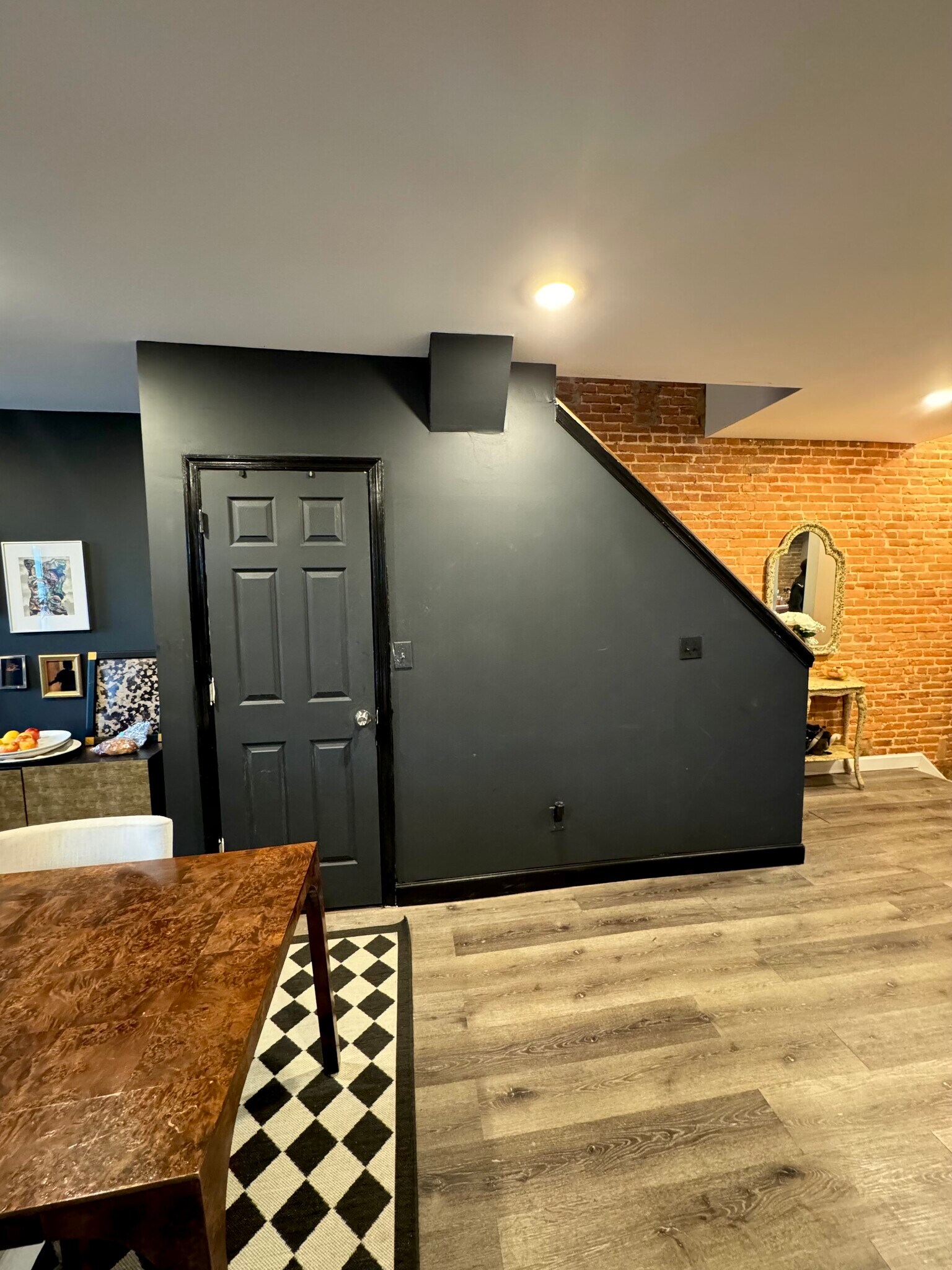 Building Photo - 515 Mosher St