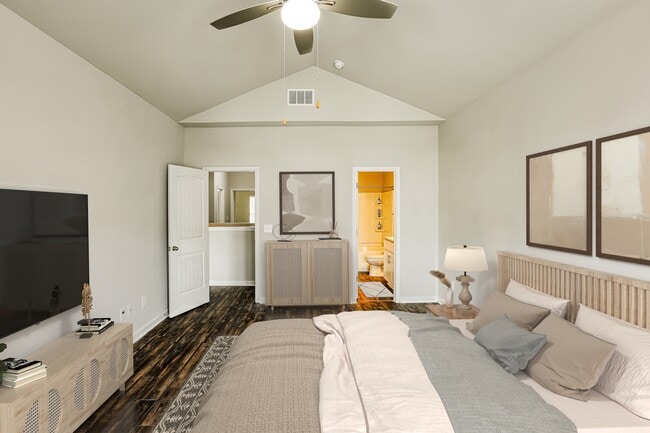 Building Photo - 56 Madaline Ln