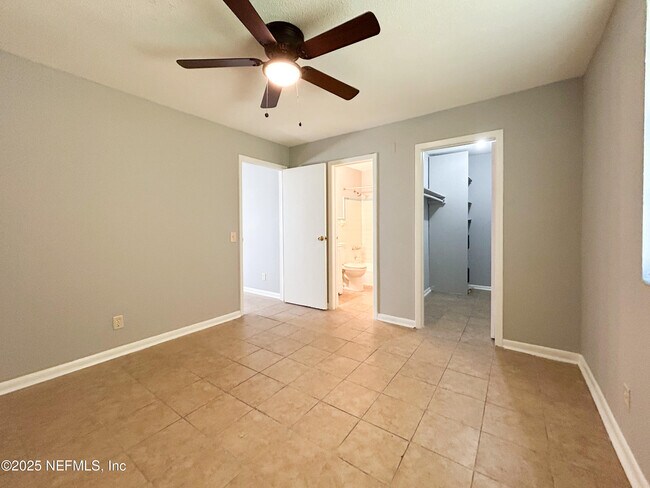 Building Photo - 1122 Woodruff Ave