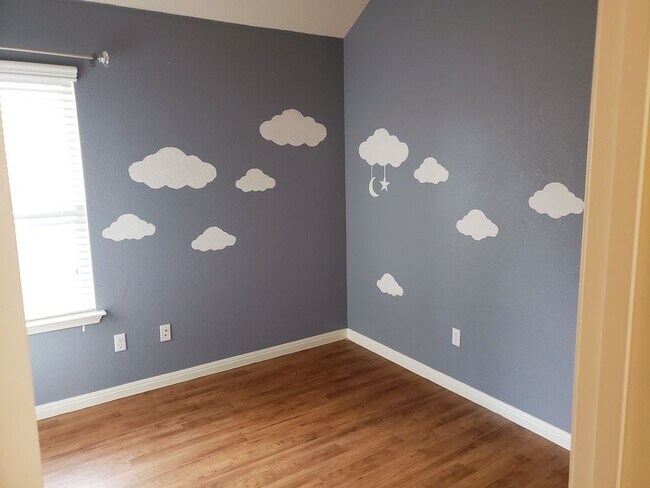 Building Photo - 3 BR/2BA | Single Family Home | 1-Car Garage Parking | Fenced backyard| In Manor!