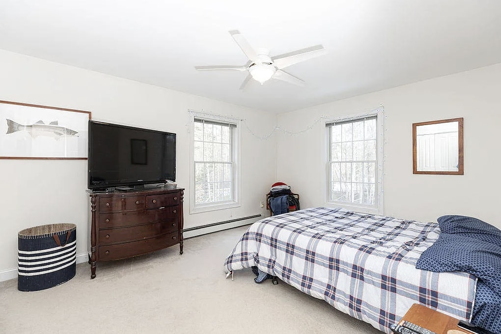 Building Photo - 10 Buffalo Ln